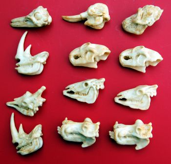 ANIMAL SKULLS PENCIL TOPS